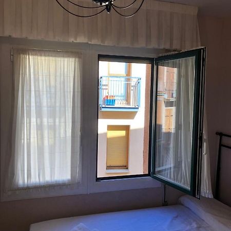 Отель Habitacion Doble Эстелла Экстерьер фото
