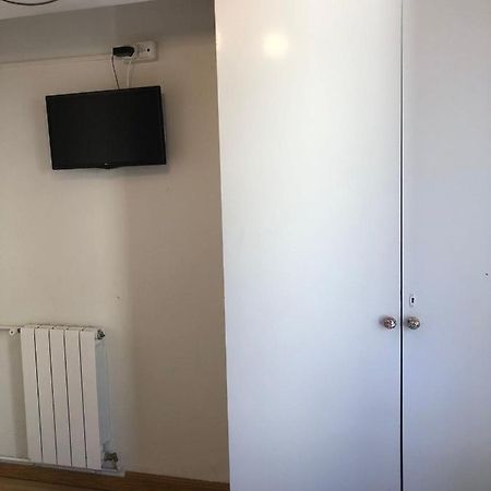 Отель Habitacion Doble Эстелла Экстерьер фото