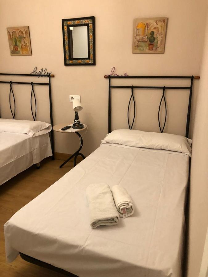 Отель Habitacion Doble Эстелла Экстерьер фото
