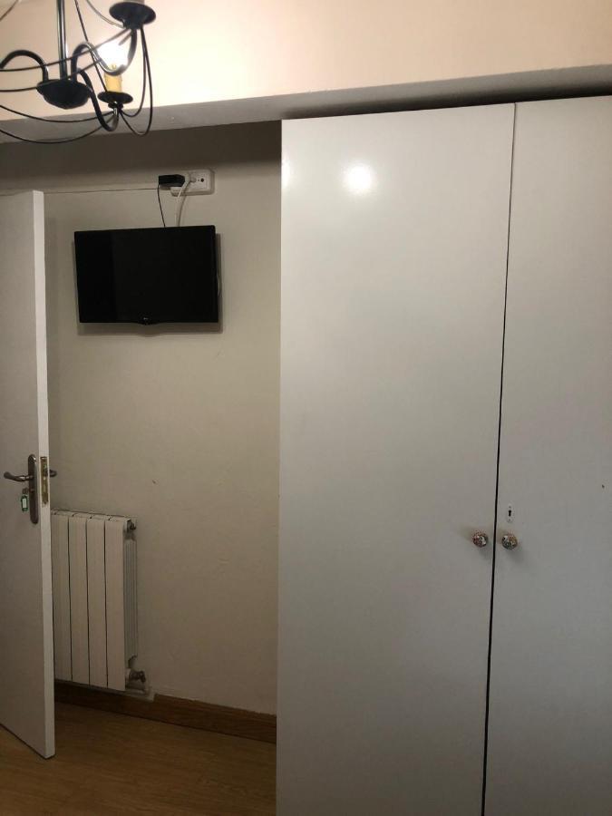 Отель Habitacion Doble Эстелла Экстерьер фото